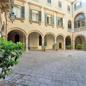 Apartment Palazzo Mazzarino, Palermo